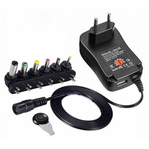 อะแดปเตอร์แปลงไฟอเนกประสงค์ 312V พร้อมพอร์ต USB 30W สำหรับเดินทาง - Product Image 1