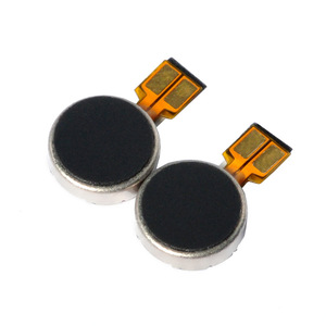 Motor de vibración plano 0820 mini DC tipo botón para pulsera inteligente y auriculares Bluetooth - Product Image 1