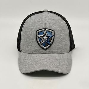 Gorra Trucker Personalizada con Parche de Silicona 3D, Gorra de Malla Gris Premium al por Mayor con Logotipo de PVC, Fabricante de Gorras Deportivas para Exteriores - Product Image 2