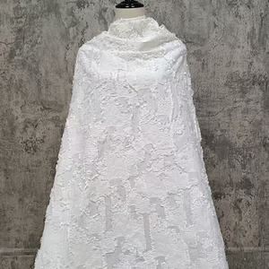 Tissu Jacquard Semi-transparent à Bords Frangés en Nylon/Coton/Polyester Teint en Fil pour Vêtements de Créateurs - Product Image 4