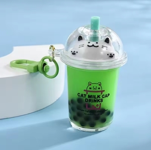 Llavero de Taza de Té con Leche Rosa, Llavero de Gato de Dibujos Animados, Mini Taza de Té con Leche, Llavero de Cristal Líquido con Lentejuelas, Accesorios para Colgar en el Bolso - Product Image 3