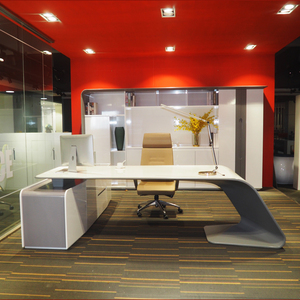 ซีอีโอคอมพิวเตอร์มุมมันวาวสีขาวหรูหราโต๊ะผู้จัดการผู้บริหารบ้านพร้อมลิ้นชักด้านข้างโต๊ะสำนักงานที่ทันสมัย - Product Image 3