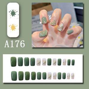 Juego <span class=keywords><strong>de</strong></span> Uñas Postizas Cortas Francesas Personalizadas con Pegamento, Diseños Florales Glamnetic, Uñas <span class=keywords><strong>de</strong></span> Presión para <span class=keywords><strong>Manicura</strong></span> <span class=keywords><strong>de</strong></span> <span class=keywords><strong>Novia</strong></span>, Uñas Postizas, Uñas Falsas - Product Image 4