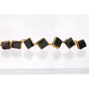 Anillo de La Paz Vintage de latón de ónix negro chapado en oro de 0,5 micras, accesorio de moda elegante, colección de joyas para mujer, suministro ODM a granel - Product Image 2