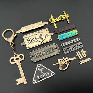Ventas calientes Marca Nombre Bolsa Etiqueta Logotipo grabado personalizado Placas de <span class=keywords><strong>metal</strong></span> para bolso - Product Image 6