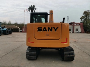 รถขุดขนาดเล็กไฮดรอลิกแบบตีนตะขาบ SANY SY70C 7 ตัน ปี 2026 ใหม่ พร้อมเครื่องยนต์ Isuzu ได้รับมาตรฐาน EPA และ CE จัดหาอะไหล่ทั่วโลก รับประกันระยะไกล - Product Image 3