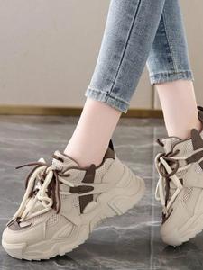 Nouvelle Arrivée Baskets Chunky Unisexe Décontractées en Maille Respirante Confortables à Semelle Épaisse Chaussures de Sport Tendance pour Toutes Saisons - Product Image 3
