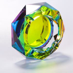 ที่เขี่ยบุหรี่คริสตัลเคลือบกระเป๋ากระจกสีรุ้งขนาดใหญ่แปดเหลี่ยมบุหรี่ - Product Image 6