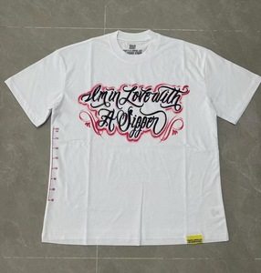 Camiseta de Hombre 'I'm in Love Sipper', Manga Corta, Estilo Urbano, Hip Hop, Casual, Largo Regular, 100% Poliéster, Antiarrugas, Antibolitas - Product Image 1