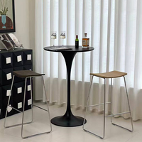 Tabouret de bar moderne en bois massif, écologique et durable, avec piètement en fer, pour salle à manger, îlot de cuisine, comptoir de bar, réception