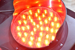 Semaforo Véhiculaire Intelligent 200mm 300mm 400mm Lumière de Signalisation Routière LED Multicolore à Vendre avec Trois Signaux Différents - Product Image 3