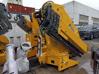 Grue à flèche articulée légère SQZ200, rotation complète à 360 degrés, flèche à 4 sections pour levage en construction