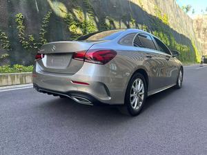 <span class=keywords><strong>Mercedes</strong></span>-Benz <span class=keywords><strong>A180</strong></span> Sedán 2022 FWD, Auto Usado de Lujo, Caja de Cambios Automática, Motor Turbo, Neumáticos R15, Asientos de Cuero, Techo de Aleación de Aluminio - Product Image 6