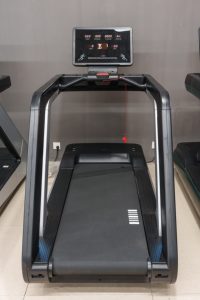 Bibo Special Gym, Bicicleta Estática Comercial de Gran Tamaño para Interiores, con Absorción de Impactos, Multifuncional, Silenciosa, Pantalla Táctil Inteligente, Motor Silencioso de 3hp - Product Image 3