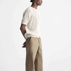 Pull-over d'été pour homme en coton 100% uni, surdimensionné, respirant, à col court, avec logo personnalisé, tendance et formel - Product Image 3