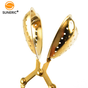 Infuseur à mailles dorées en acier inoxydable Filtre à feuilles mobiles Infuseur à thé en métal avec poignée - Product Image 6