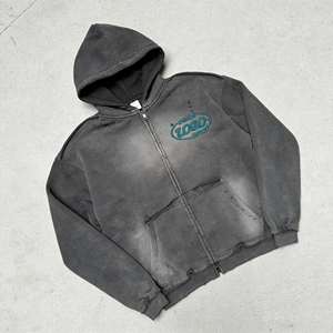 Sweat à capuche zippé pour homme, déchiré et vieilli, imprimé en relief délavé à l'acide, fil métallique, en molleton français 500G 100% coton - Product Image 2