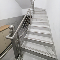 Rampe de balcon moderne en acier inoxydable pour hôtel, appartement, villa, escalier, poteau d'angle en acier inoxydable 304, marches en forme de L, résistant à la rouille