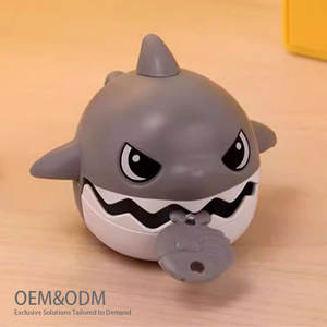 ของเล่นพวงกุญแจรูปฉลามกินปลาเล็กแบบดึงเชือกเคลื่อนไหวได้ ปี 2024 ของเล่นแปลกใหม่สำหรับพวงกุญแจรถยนต์ - Product Image 3