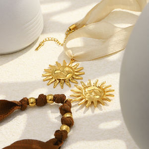 Productos Más Vendidos de Dreamshow 2026, Collar de Joyería de <span class=keywords><strong>Moda</strong></span> Hecho a Mano, Dije de Sol Chapado en Oro, Joyería de Acero Inoxidable - Product Image 4