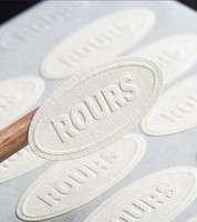 Plusieurs conceptions promotionnelles acceptables étiquette auto-adhésive autocollants personnalisés privés paquet d'autocollants bon marché pour bouteille de parfum