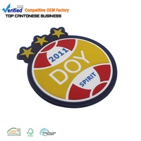Fabricant d'étiquettes de vêtements Logo en relief personnalisé Patchs 3D en caoutchouc de silicone PVC pour vêtements