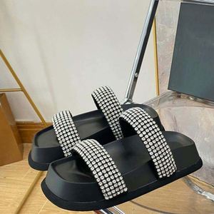 Sandales plates décontractées de luxe pour femme 2026 – Nouveauté tongs et claquettes d'été pour femme - Product Image 5