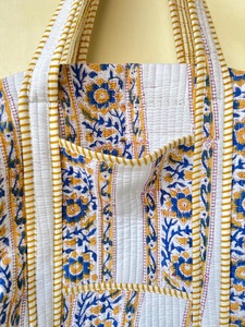 Bolsa de Viaje Acolchada de Alta Calidad, Diseño de Bloques Estampados, Gran Capacidad, para Picnic, Compras, Deportes, Fin de Semana, Yoga, Playa - Product Image 3