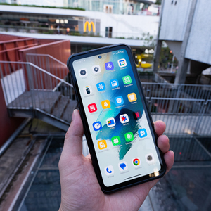RugOne Xever 7 Pro สมาร์ทโฟนแบตเตอรี่ถอดเปลี่ยนได้ ทนทาน ไม่หยุดยั้ง รองรับ 5G กล้องถ่ายภาพความร้อน กล้องใต้น้ำ โทรศัพท์มือถือสำหรับกิจกรรมกลางแจ้ง ปลดล็อคแล้ว - Product Image 4