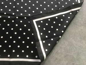 ผ้าพันคอแฟชั่นผ้าไหมชีฟองพิมพ์ลายจุดดีไซน์คลาสสิก - Product Image 2