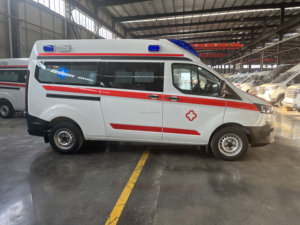 Vehículo de Emergencia Nuevo Diésel 4x2 con Transmisión Automática, Equipamiento Médico, Emisión Euro 3, Longitud de 3-8m, Ambulancia - Product Image 4