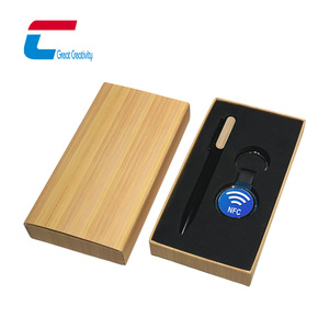Cadeau d'affaires promotionnel époxy porte-clés personnalisé NFC stylo à bille cadeau stylo ensemble avec boîte - Product Image 3