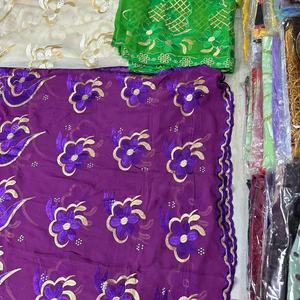 Vente en gros bon marché, foulards ethniques traditionnels respirants pour femmes, grande écharpe en mousseline de soie, hijab, broderie florale durable pour musulmans africains - Product Image 2