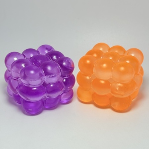CHENXI Vente en gros Jouet anti-stress cube à récupération lente, Jouet sensoriel à presser, Jouet souple cube de glace à la maltose - Product Image 3