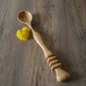 Cuchara de Madera Sólida Ecológica para Servir, Mezclar y Remover en Fiestas - Product Image 1