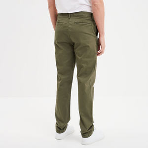 Pantalones Chinos Casuales Versátiles de Corte Recto para Hombre, Ligeros, de Secado Rápido y Transpirables, con un Aspecto Limpio y Pulido para Uso Diario - Product Image 3