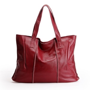 Sac à bandoulière tendance en cuir véritable, sac à bandoulière en cuir véritable pour femme, collection été - Product Image 3