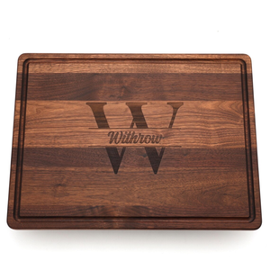 Planches à charcuterie en bois de noyer réversibles 16x11 avec poignée, gravées sur mesure, pour cadeau de mariage - Product Image 5