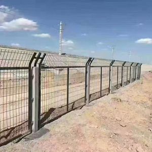 Panneaux de clôture durables en acier au carbone enduit de poudre, 6 pieds de haut, pour la sécurité extérieure et l'utilisation dans les jardins domestiques - Product Image 4