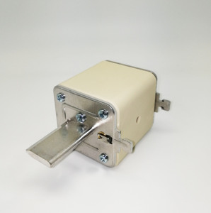 IEC60269ที่ผ่านการรับรอง CE/CB <span class=keywords><strong>NH2</strong></span>ฟิวส์แบบสัมผัสด้วยแรงดันต่ำ500V 400A ความสามารถในการแตกหักสูงได้ - Product Image 5