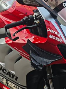 Potente Motocicleta <span class=keywords><strong>Ducati</strong></span> V4 de <span class=keywords><strong>1000cc</strong></span> Impulsada por Combustible, Lanzamiento Directo del Fabricante - Product Image 6
