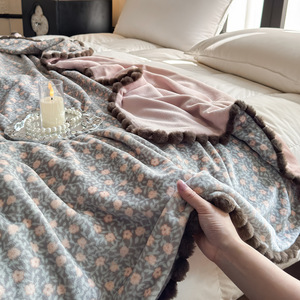 Coperta <span class=keywords><strong>in</strong></span> pile di flanella 100% poliestere con stampa floreale vintage e nappe a pompon, morbida e calda per tutte le stagioni, ideale per divano e ufficio - Product Image 3