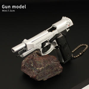 พวงกุญแจโลหะรูปปืนเบเร็ตต้าขนาดเล็ก 7.5 ซม. พร้อมตลับกระสุนแบบถอดประกอบได้ สมจริง สวยงาม - Product Image 5