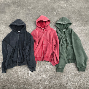 <span class=keywords><strong>Felpa</strong></span> con Cappuccio Unisex <span class=keywords><strong>Oversize</strong></span> Personalizzata con Zip, Taglio Corto, Vestibilità Ampia, <span class=keywords><strong>Rossa</strong></span> e Verde, Tinta Unita, Effetto Lavaggio Acido - Product Image 3