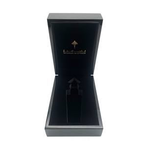 Caja de Perfume Rectangular de Madera Maciza de Terciopelo Negro de 9 mm, Hecha a Mano, Regalo Artesanal, Logotipo Personalizable Impreso, Fabricante de Guangdong - Product Image 5