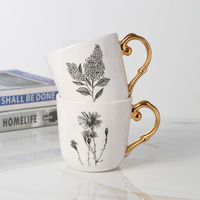 Mug en céramique de style européen simple avec anse dorée, motif floral tournesol blanc, tasse à café de luxe léger en stock