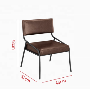 Ensemble de chaises de salle à manger en cuir rétro de style industriel table à manger en bois massif avec caractéristiques durables pour <span class=keywords><strong>bar</strong></span> <span class=keywords><strong>restaurant</strong></span> <span class=keywords><strong>terrasse</strong></span> - Product Image 4