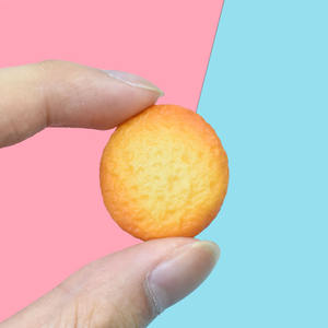 Superventas: Cabujón de resina de base plana con forma de galleta y postre simulados, adorno de comida en miniatura para cocina, accesorios DIY - Product Image 2