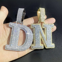 Collier pendentif en forme de cœur en cristal de glace, plaqué or, plaqué argent, plaqué rhodium, chaîne en laiton avec zircon, bijoux hip-hop