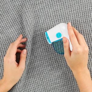 Mini Rasoir Anti-Bouloches Électrique en Plastique Économique pour Vêtements et Pulls en <span class=keywords><strong>Laine</strong></span>, Livraison Directe Disponible - Product Image 3